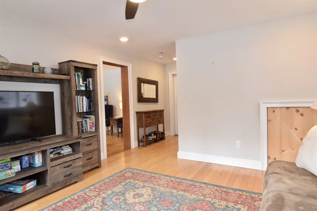585 Kearsarge Mountain Road Warner NH 03278