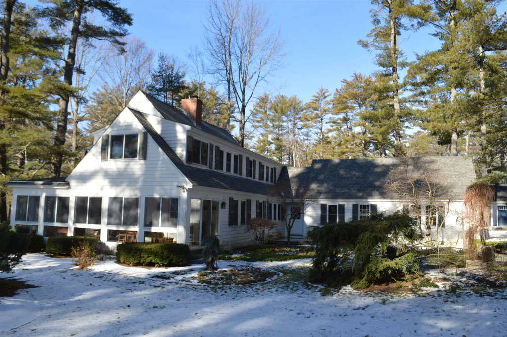371 Wentworth Road Brookfield NH 03872