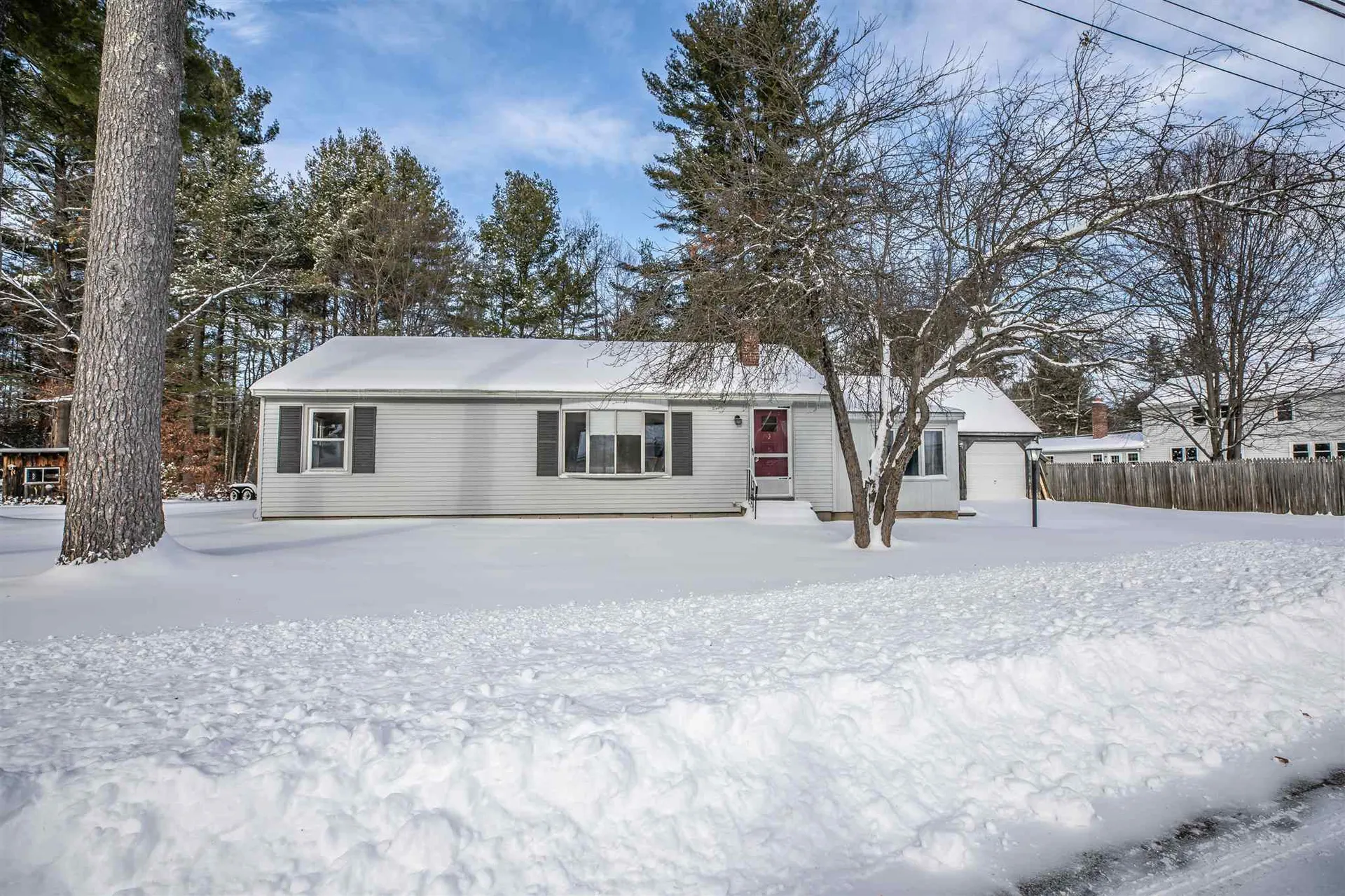 3 Drouin Way Merrimack NH 03054