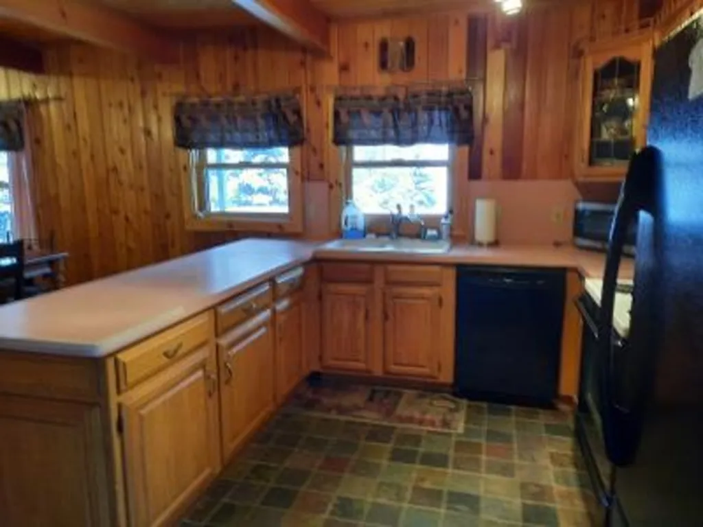 514 Back Lake Road Pittsburg NH 03592