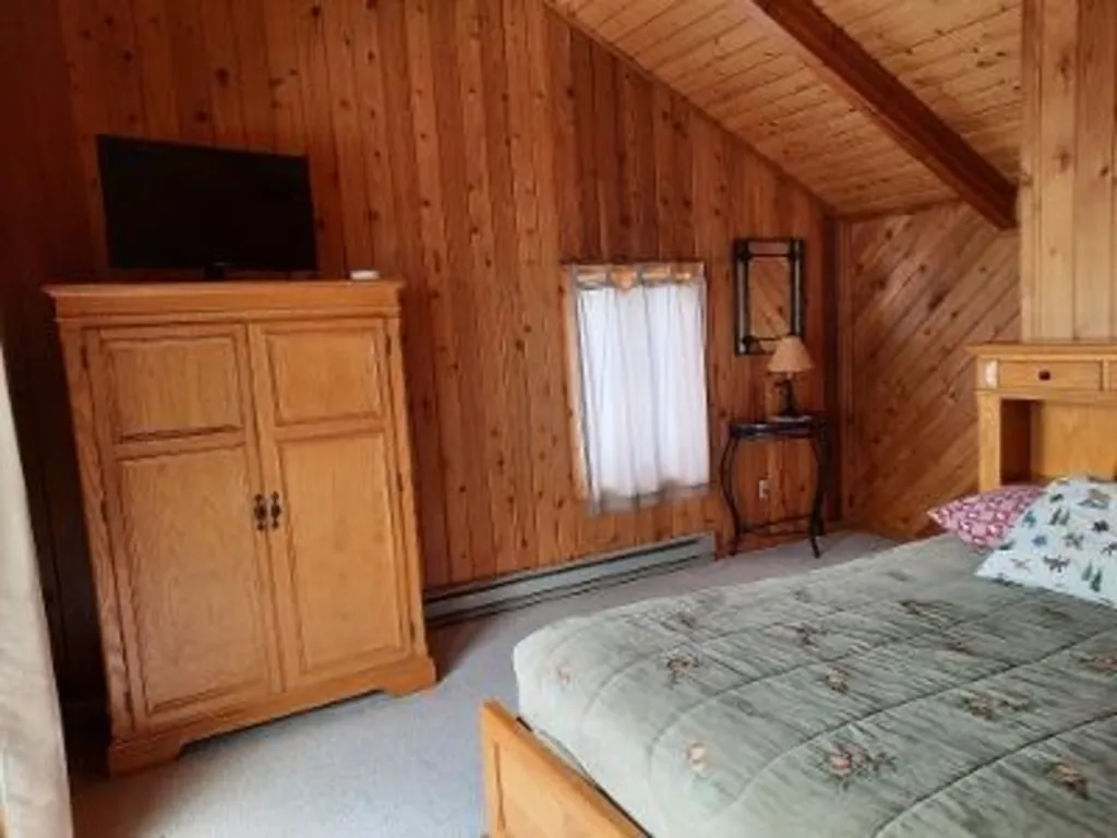 514 Back Lake Road Pittsburg NH 03592