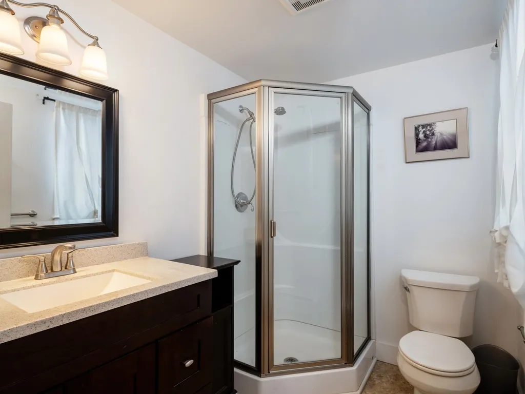 899 Barstow Road Shelburne VT 05482
