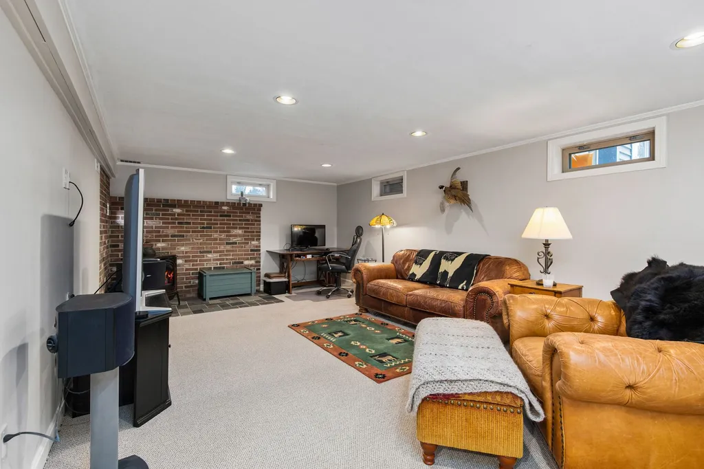 232 Tolend Road Dover NH 03820
