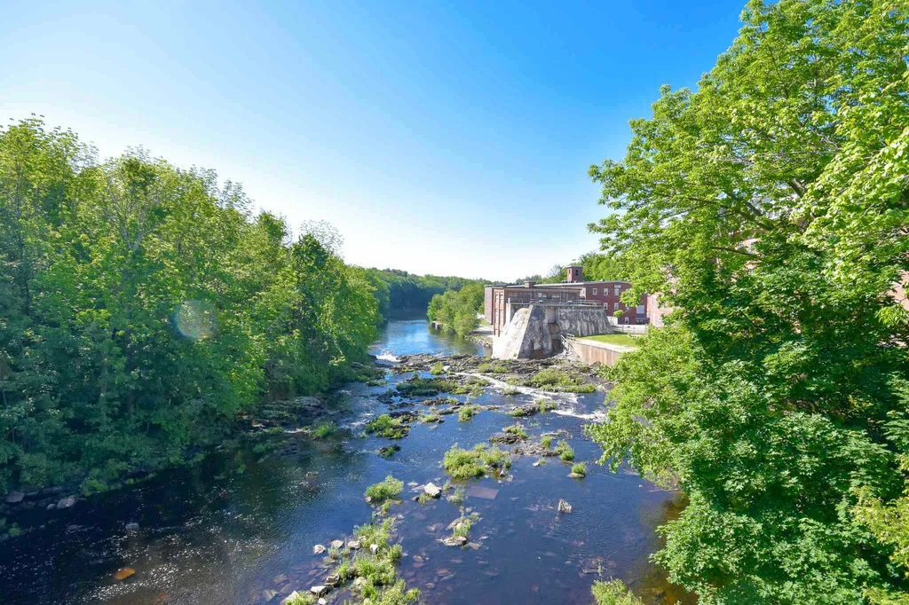 415 Second Street Rollinsford NH 03869
