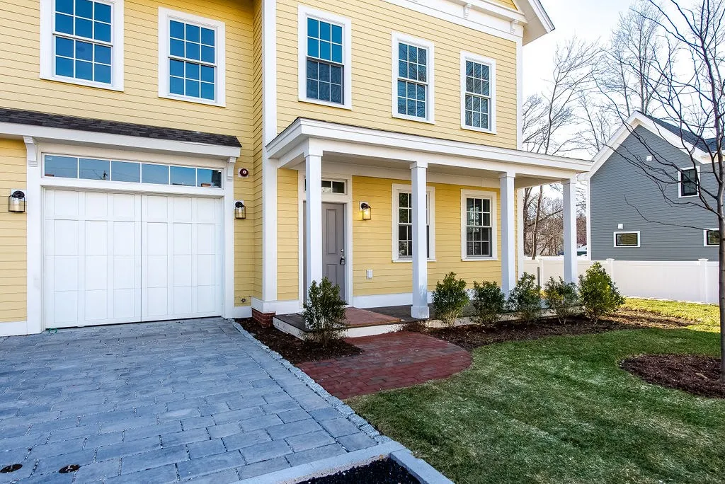 424 Islington Street Portsmouth NH 03801