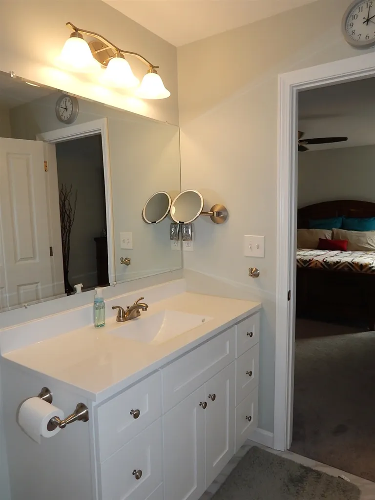 62 Huckins Lane Rochester NH 03839