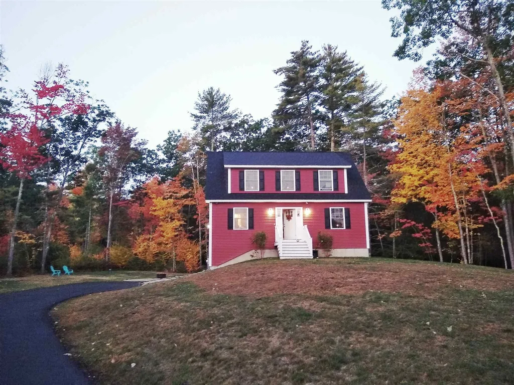 62 Huckins Lane Rochester NH 03839