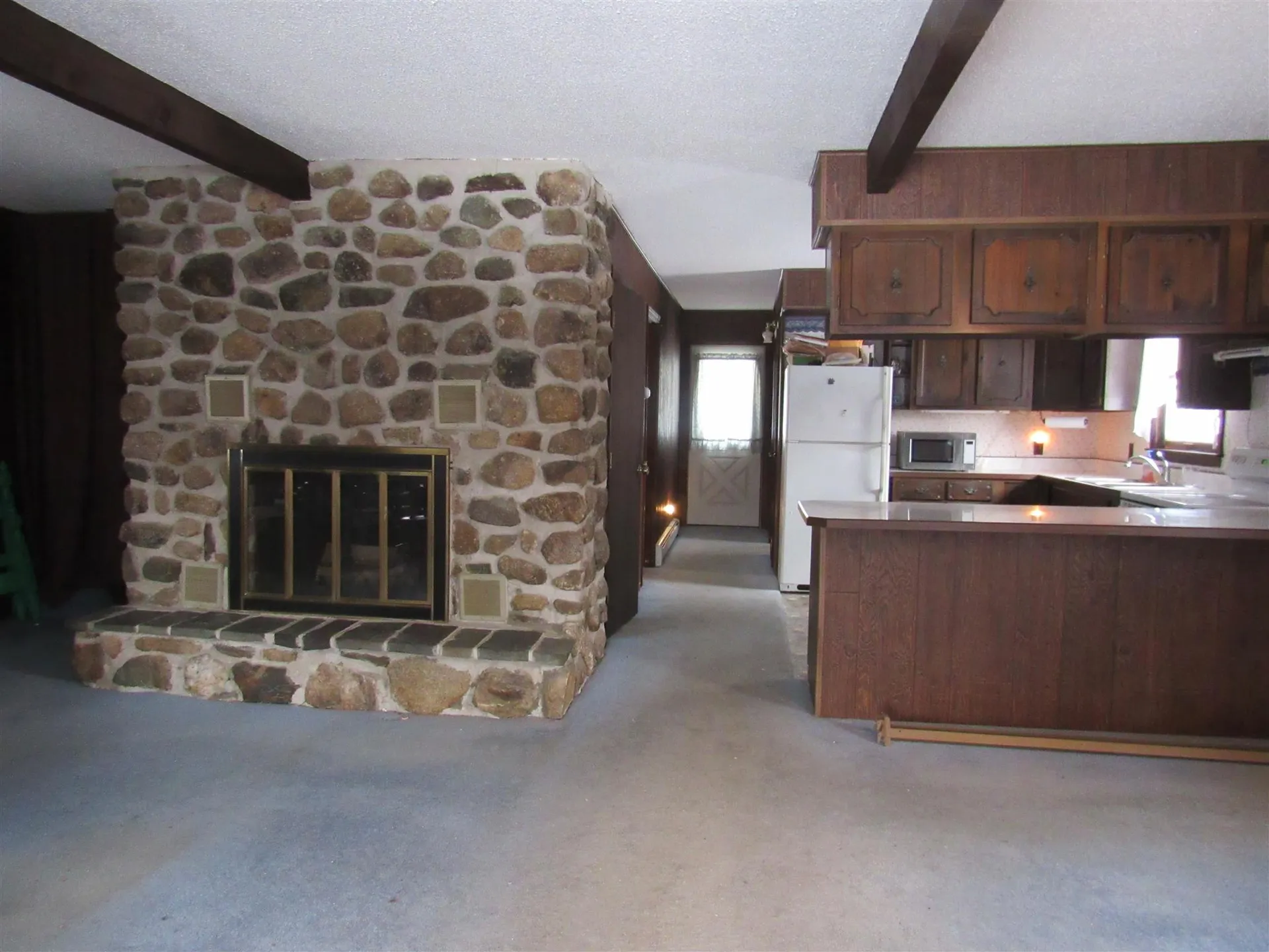 426 Hill Road Dummer NH 03588