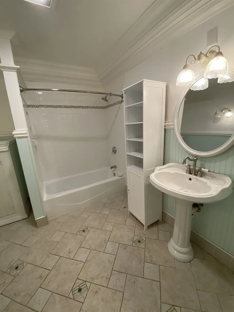 64 Pine Ledge Court Burlington VT 05401