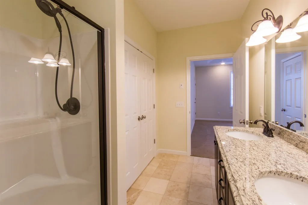 61 Flanders Lane South Burlington VT 05403