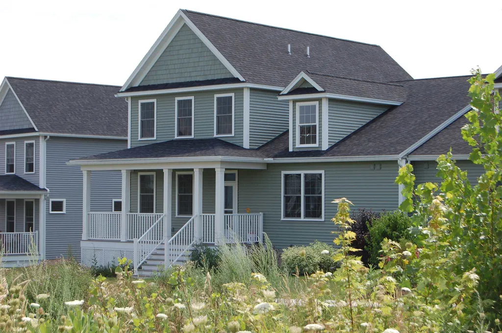 61 Flanders Lane South Burlington VT 05403