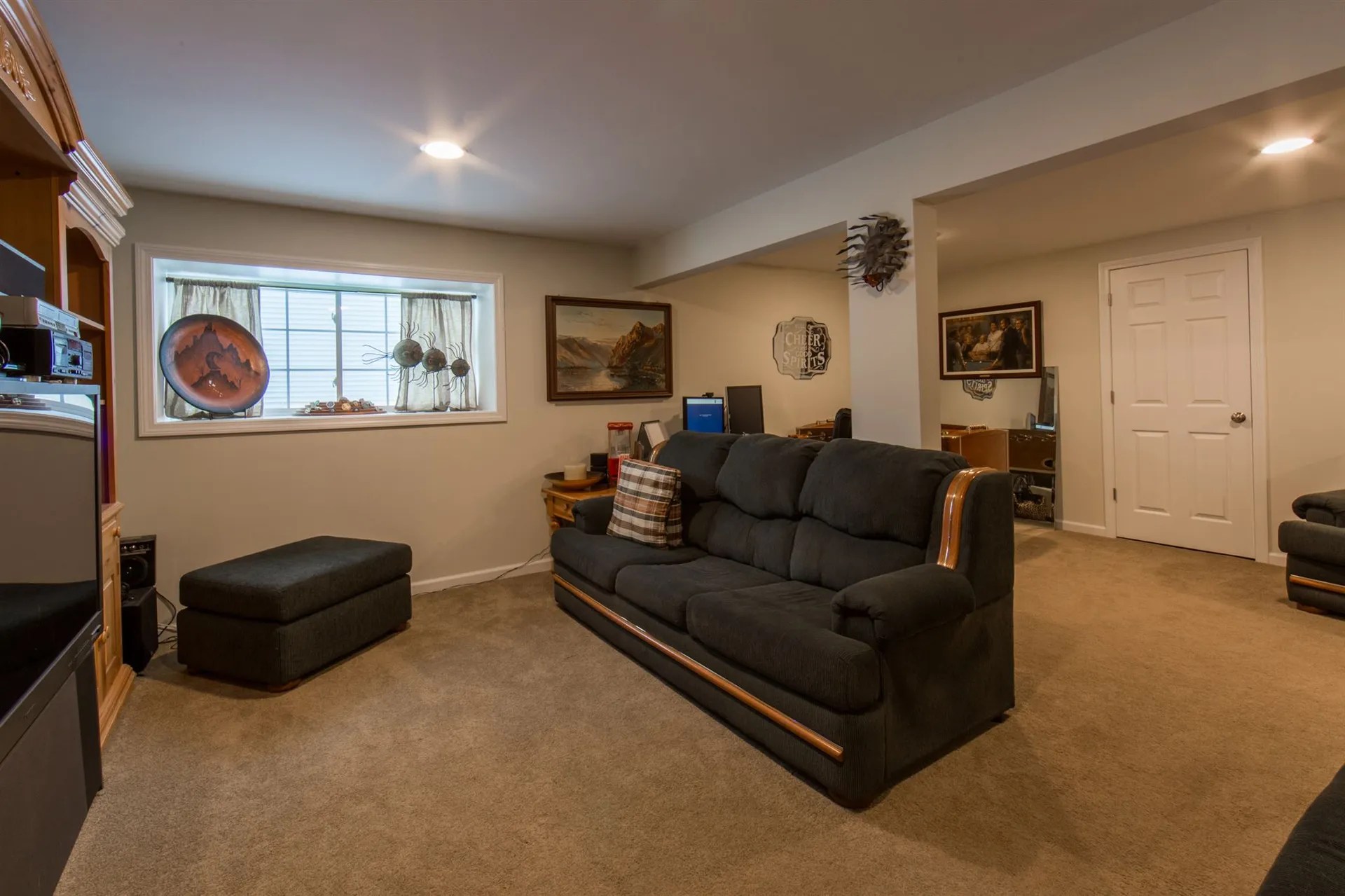 61 Flanders Lane South Burlington VT 05403