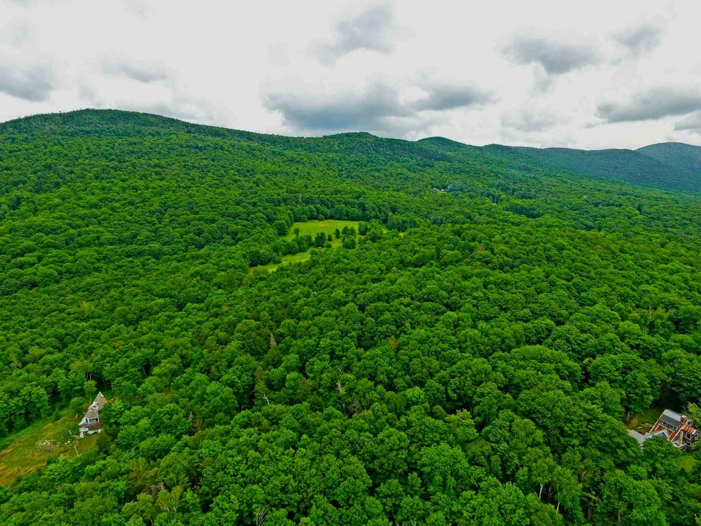 418 Loop Road Warren VT 05674
