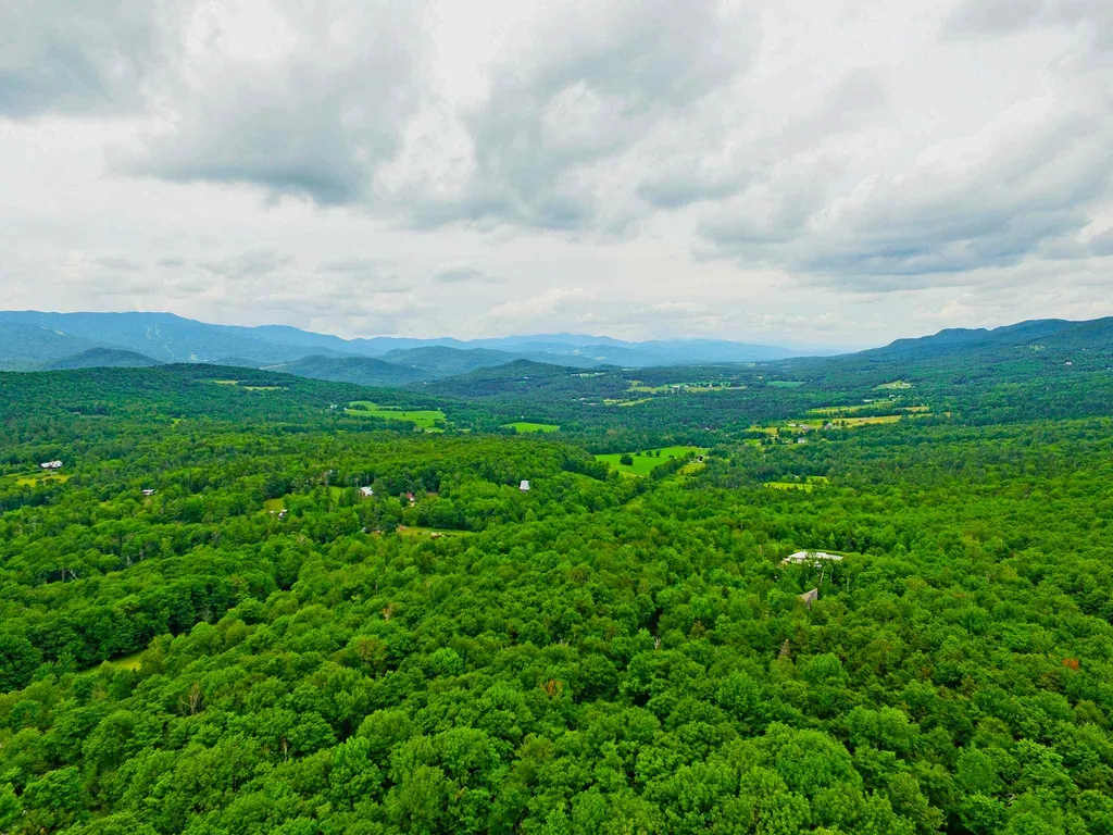 418 Loop Road Warren VT 05674