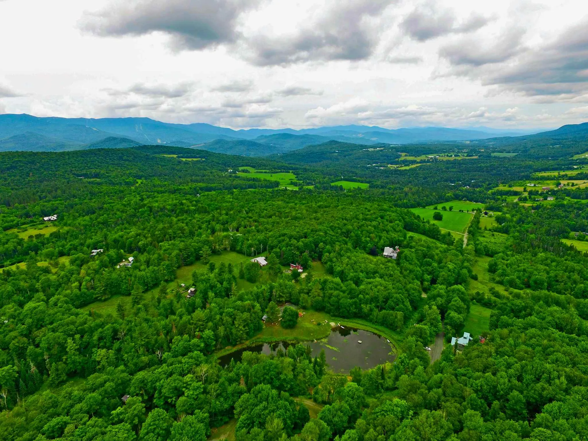 418 Loop Road Warren VT 05674
