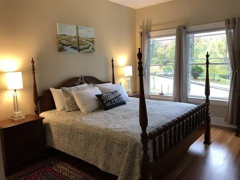 4 Lake Avenue Sunapee NH 03782