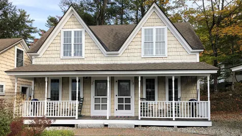4 Lake Avenue Sunapee NH 03782