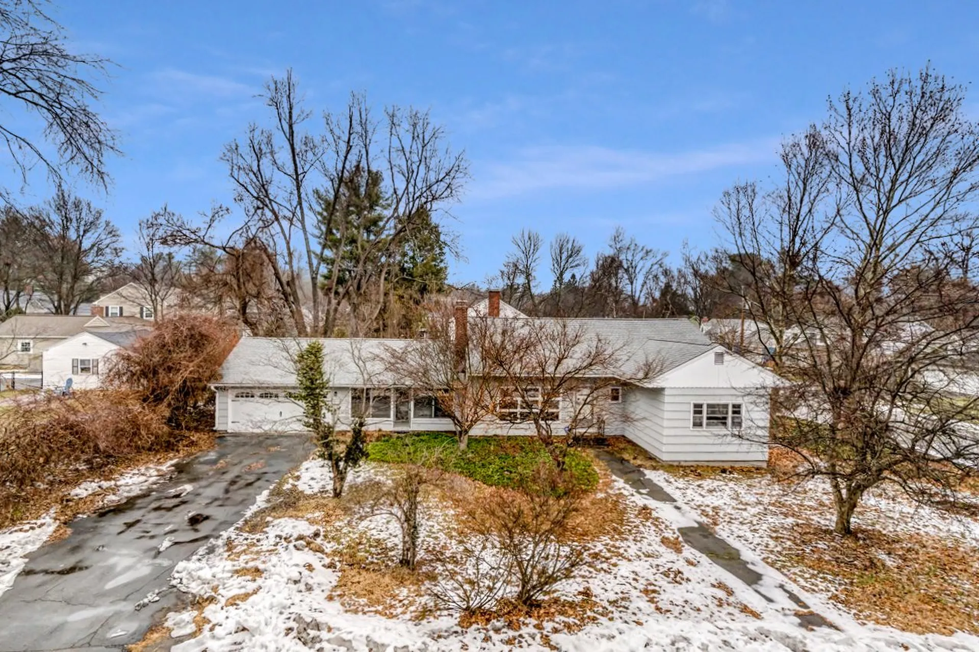 76 E Stark Street Nashua NH 03064