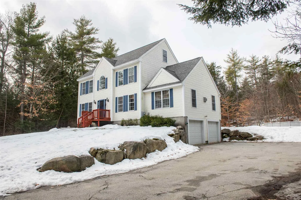 41 Youngs Crossing Northwood NH 03261