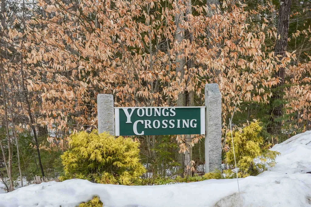 41 Youngs Crossing Northwood NH 03261