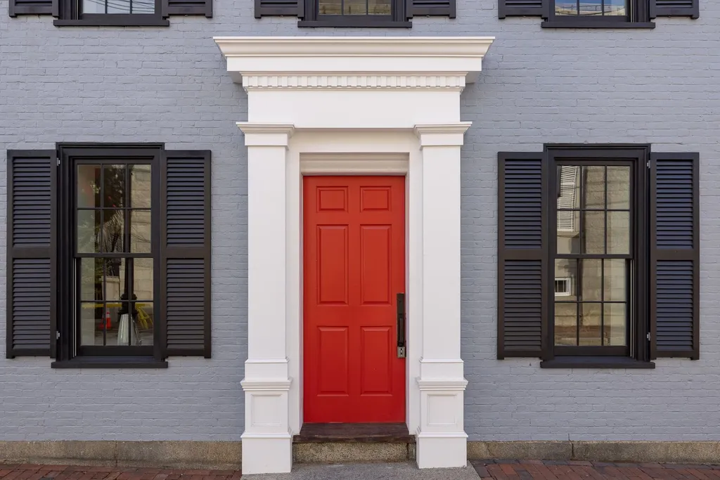 206 Court Street Portsmouth NH 03801