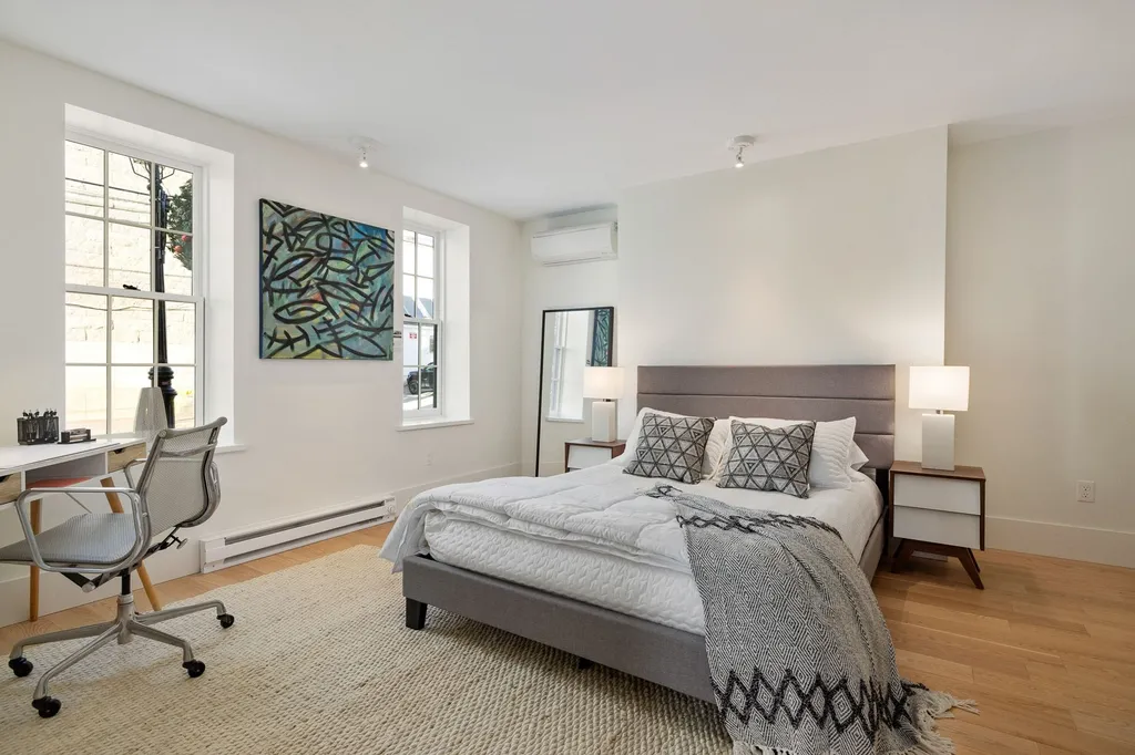 206 Court Street Portsmouth NH 03801
