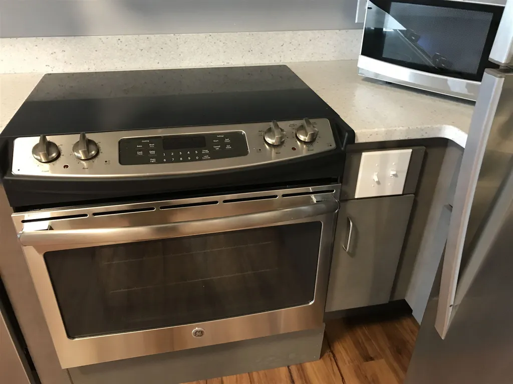52 East Ridge Drive Milford NH 03055
