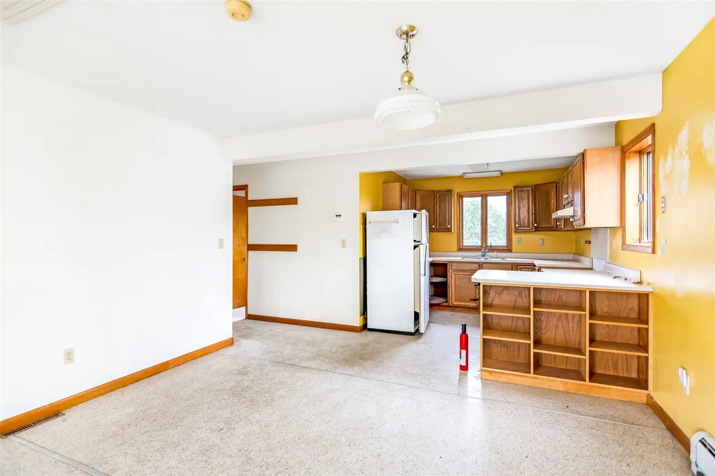 40 Simms Point Road Grand Isle VT 05458