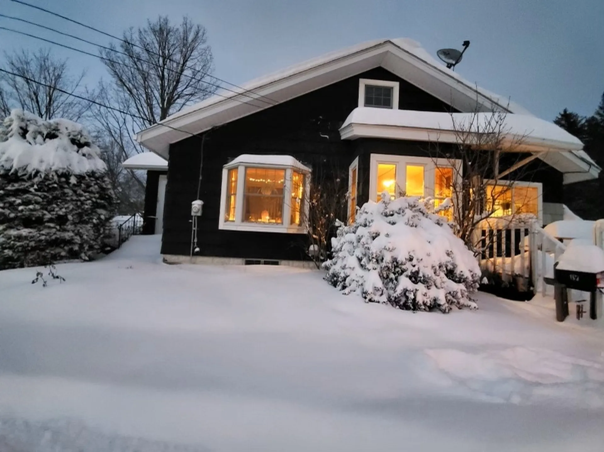 19 Dewey Street Rochester NH 03867