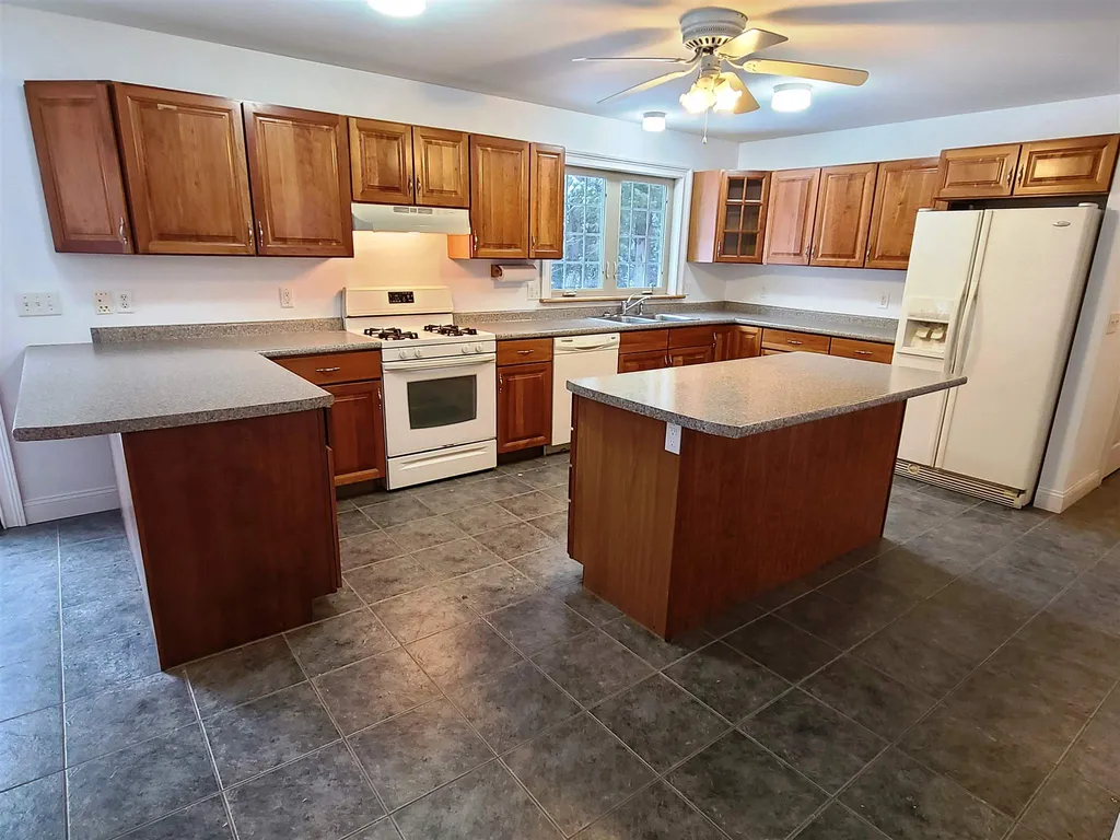 40 Talcott Road Westford VT 05494