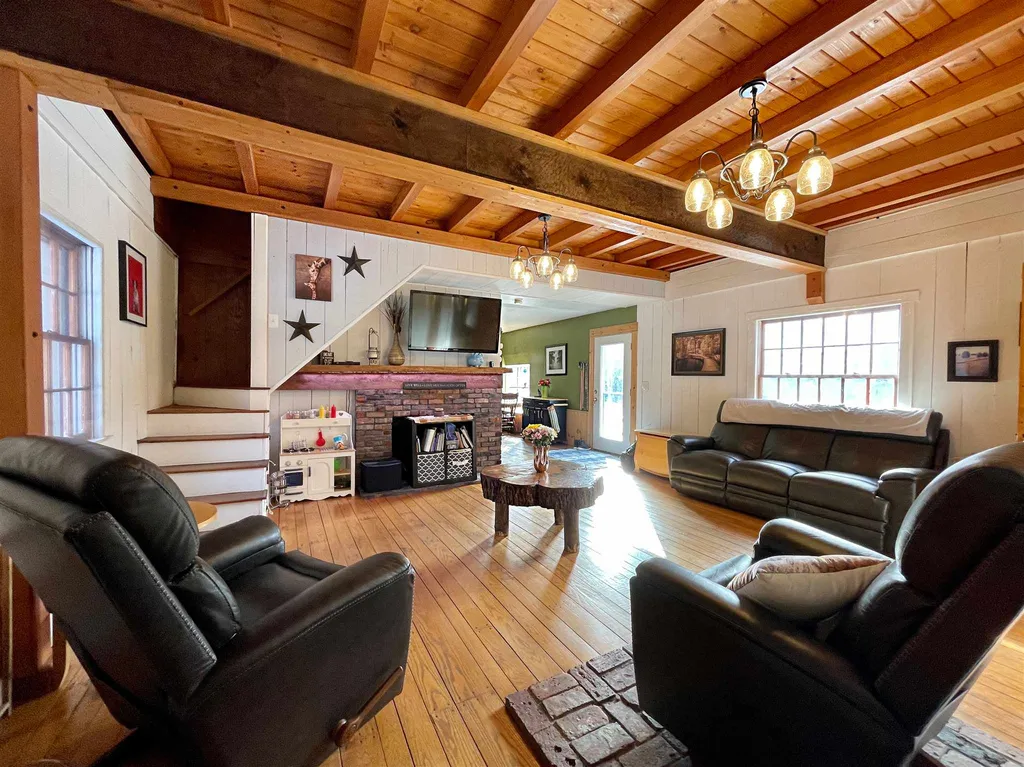 682 Meader Road Ryegate VT 05042