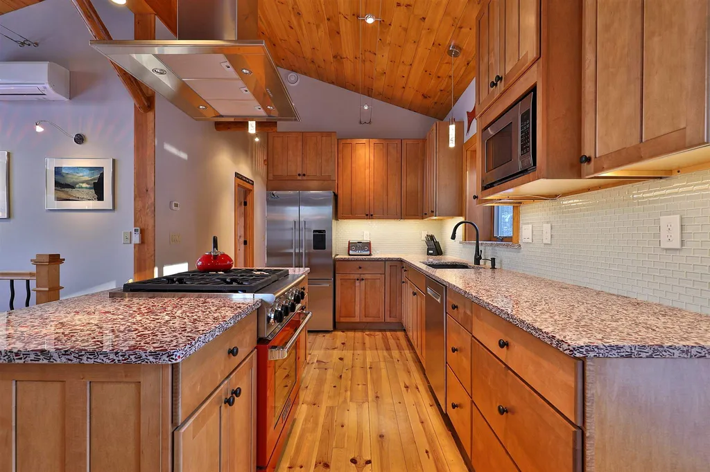 67 Tanglewood Drive Killington VT 05751