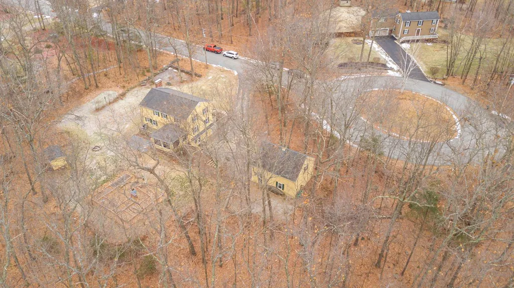 9 Heritage Lane Derry NH 03038