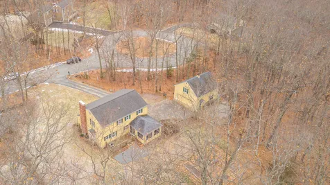 9 Heritage Lane Derry NH 03038