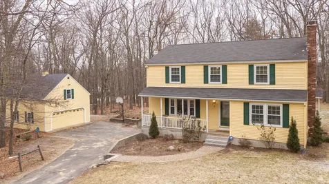 9 Heritage Lane Derry NH 03038