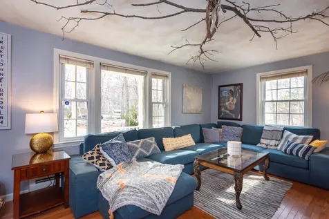 9 Heritage Lane Derry NH 03038
