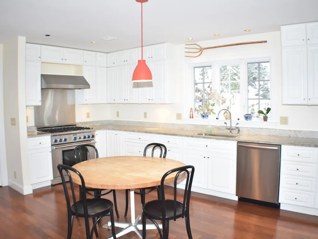 861 Rolston Road Waitsfield VT 05673