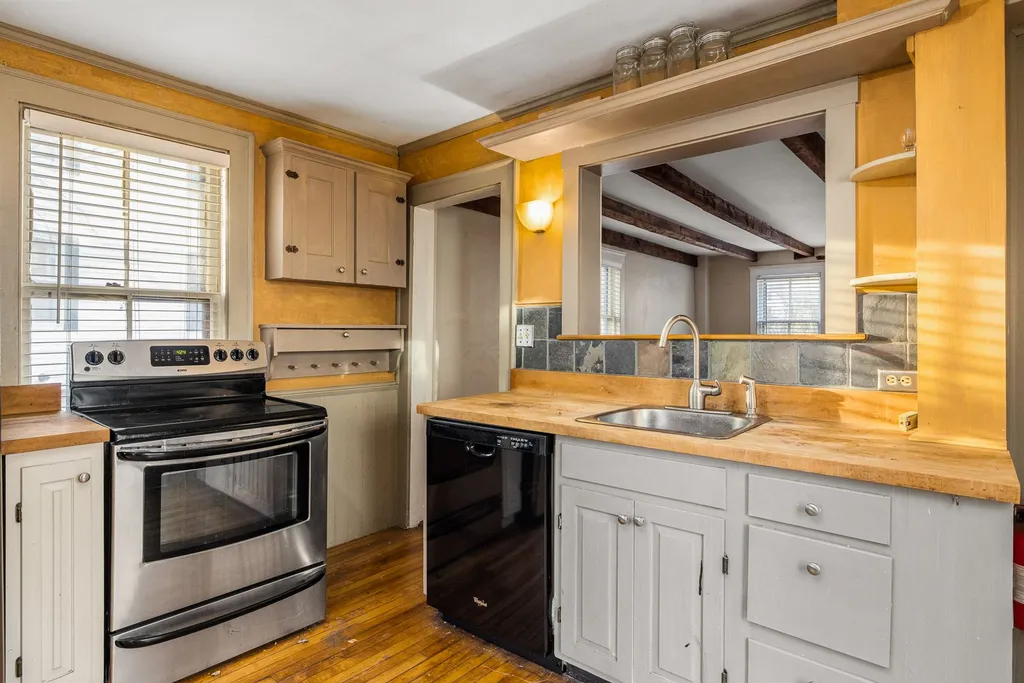 30 Chauncey Street Portsmouth NH 03801