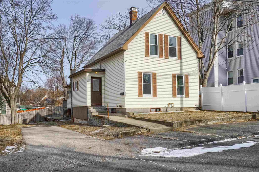 265 Sullivan Street Manchester NH 03102