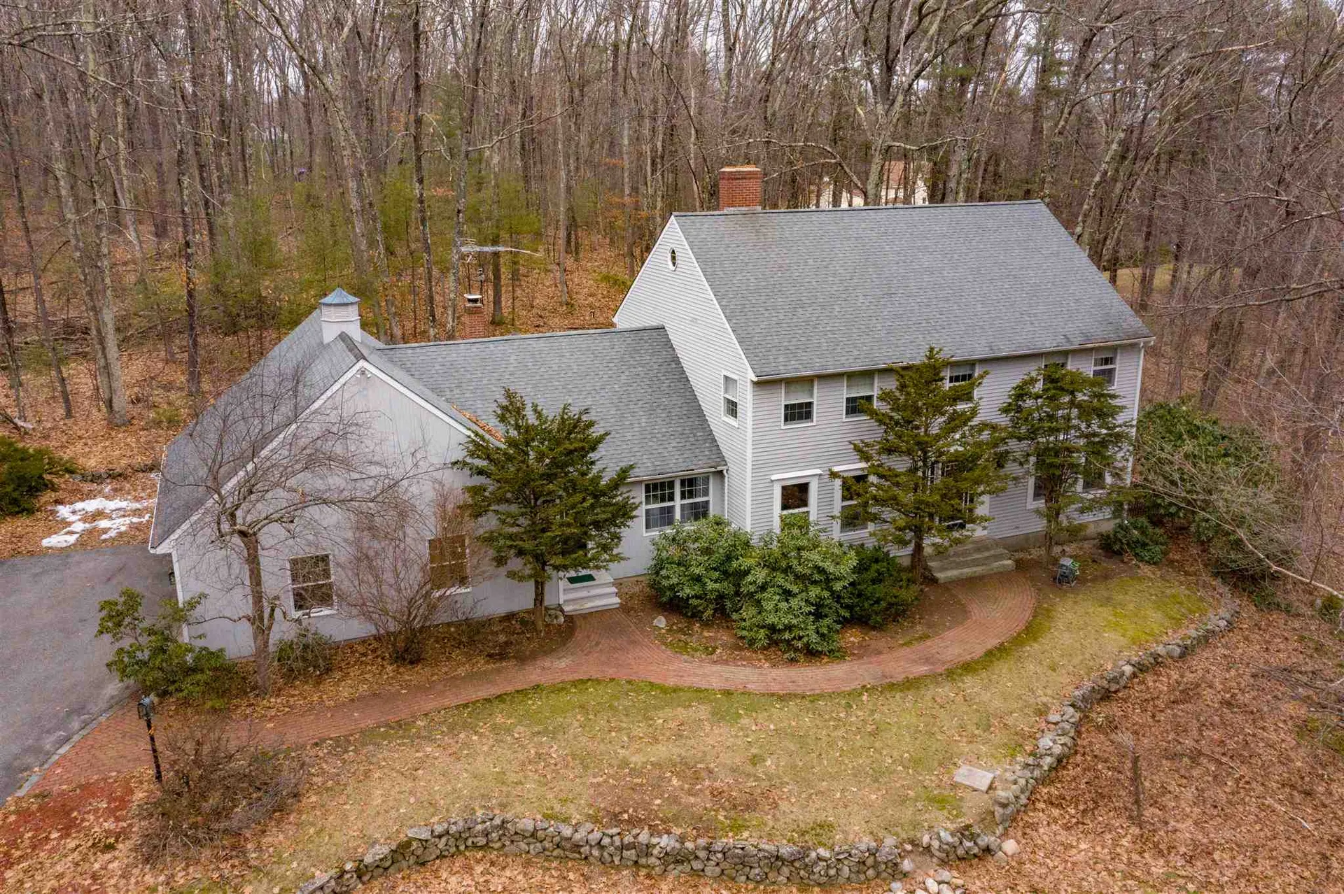 26 Hillside Drive Hollis NH 03049