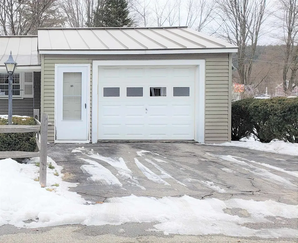 65 Mann Court Claremont NH 03743