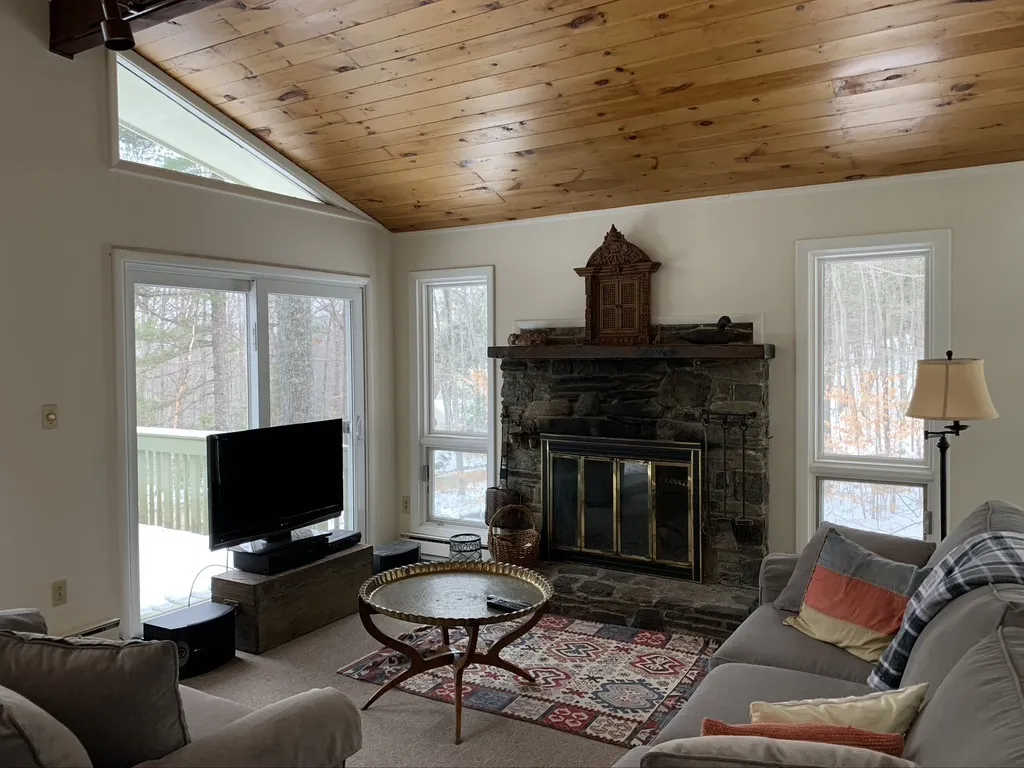 43 Pauline Cole Drive Hartford VT 05059