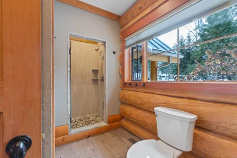 10 Eastridge Road Newbury NH 03255