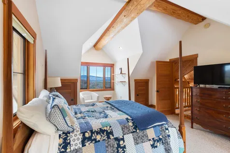 10 Eastridge Road Newbury NH 03255