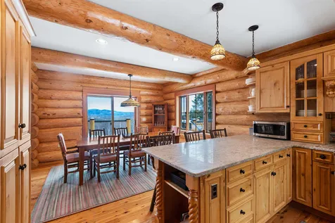 10 Eastridge Road Newbury NH 03255