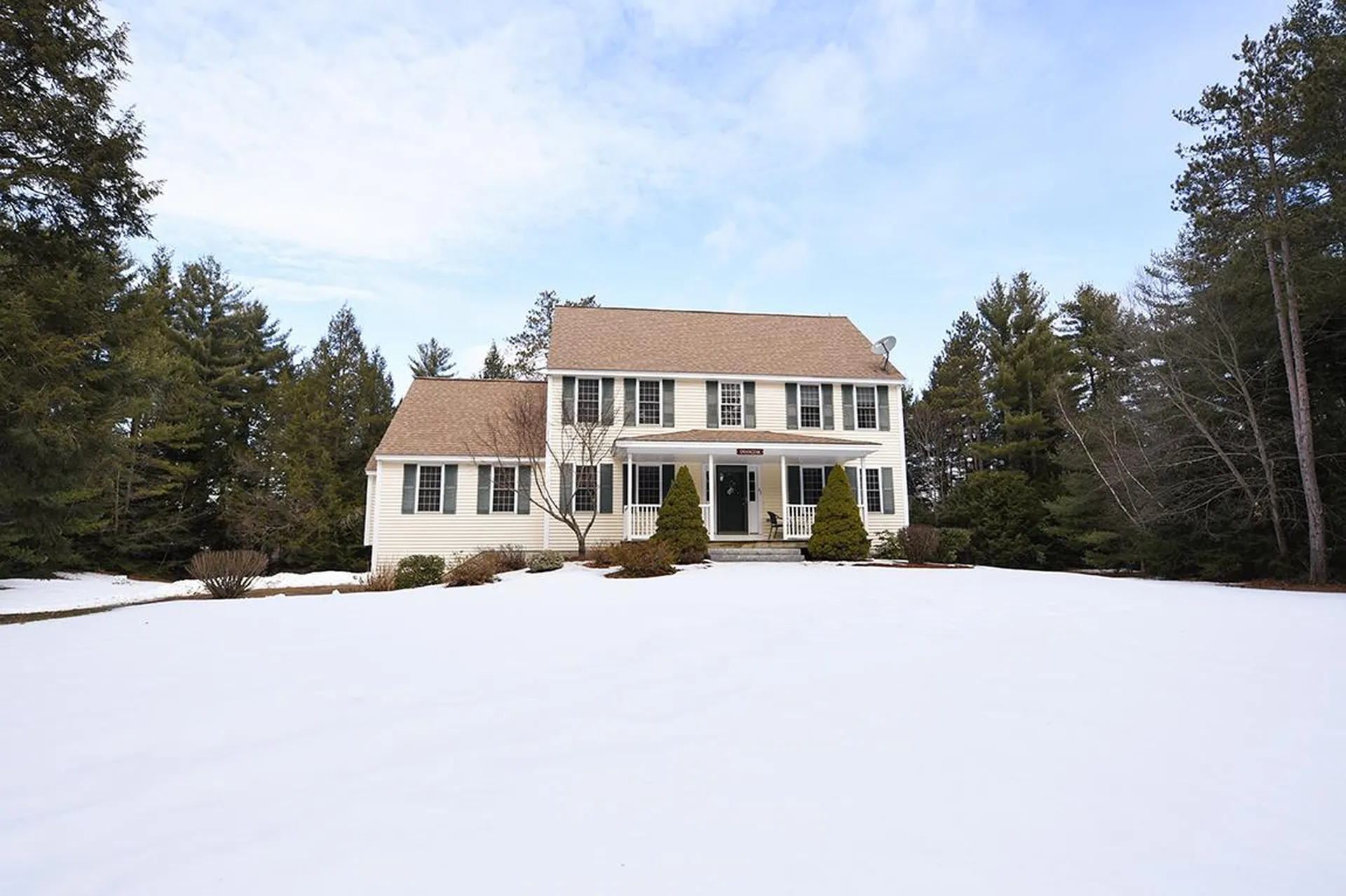 63 Brown Brook Circle Fremont NH 03044
