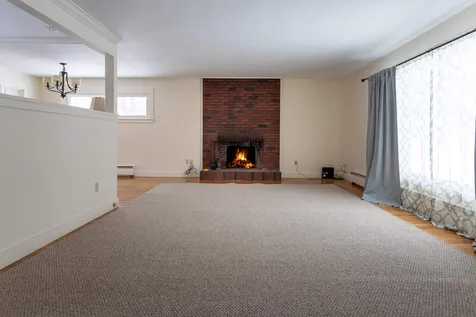 15 Tobey Street Hampton NH 03842