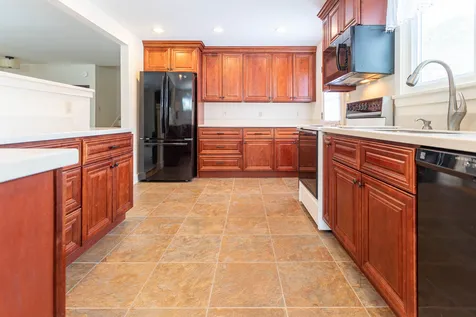 15 Tobey Street Hampton NH 03842