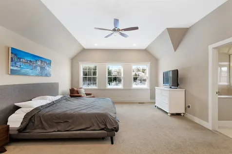 533 Seamans Road New London NH 03257