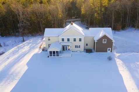 533 Seamans Road New London NH 03257